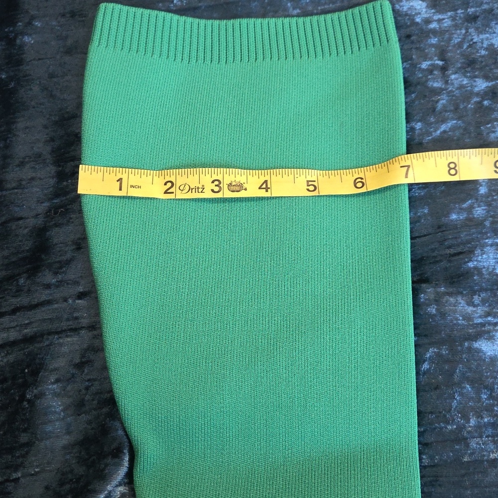 Green Knee-High Chunky Knit Pointed  Toe Heeled Boots - Picture 5 of 7